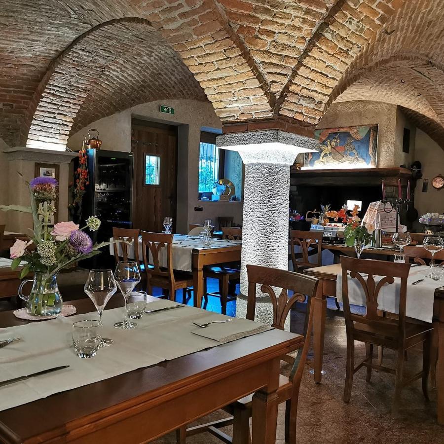 A' La Table Du Sommelier Chambres D Hotes & Restaurant Saint-Vincent Exteriör bild
