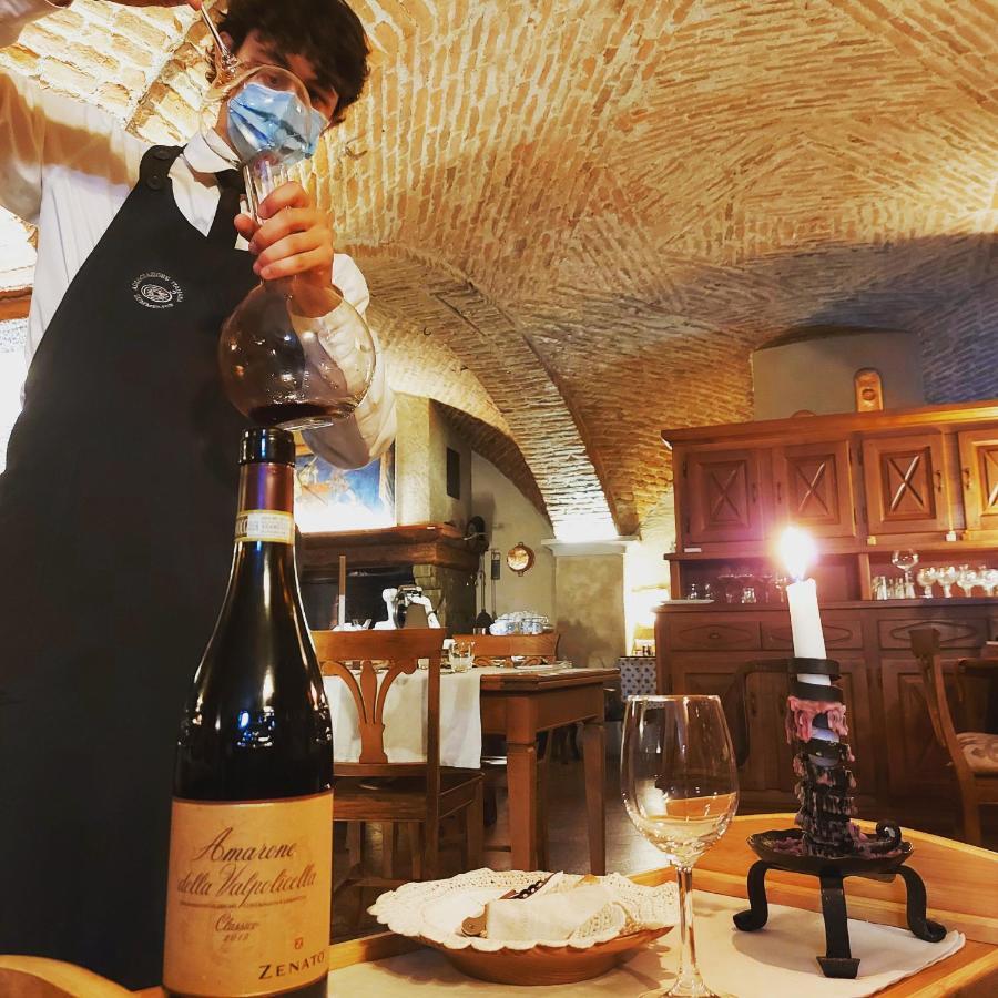 A' La Table Du Sommelier Chambres D Hotes & Restaurant Saint-Vincent Exteriör bild