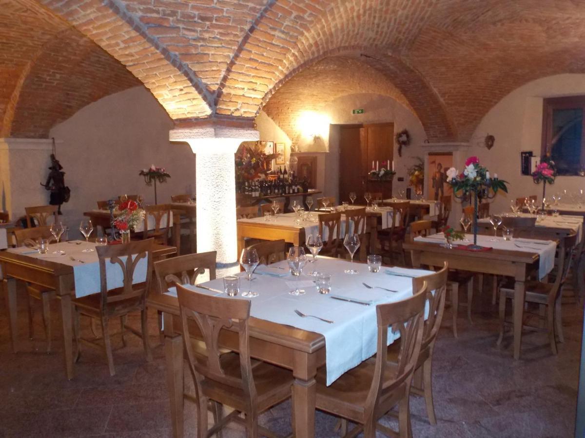 A' La Table Du Sommelier Chambres D Hotes & Restaurant Saint-Vincent Exteriör bild